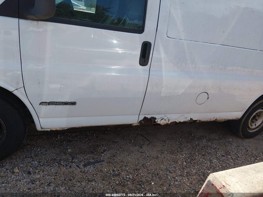 2000 CHEVROLET EXPRESS auction photo 6