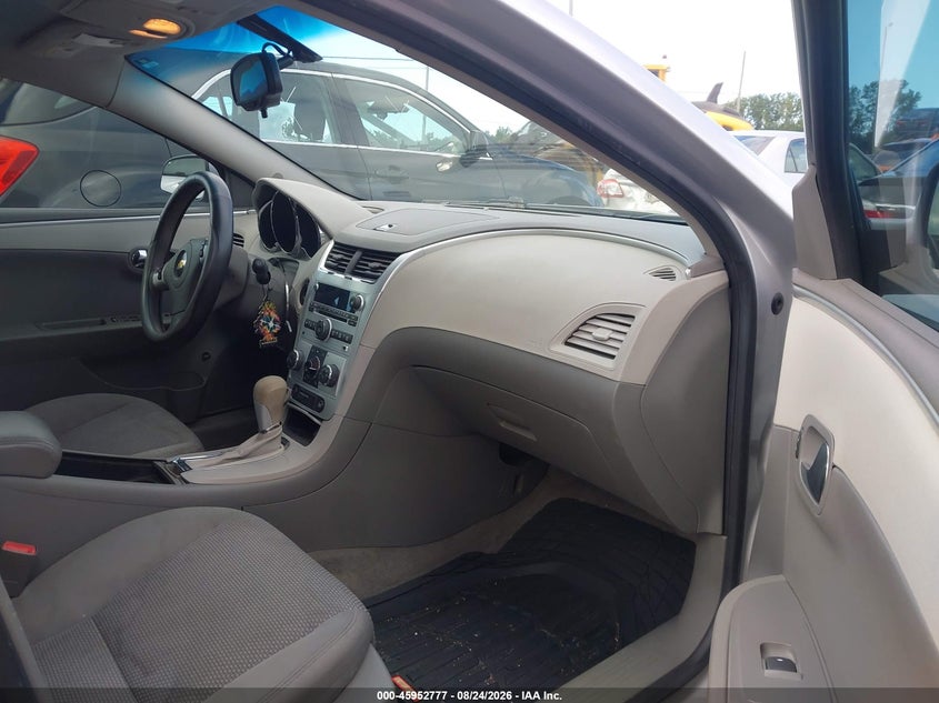 2011 CHEVROLET MALIBU auction photo 5