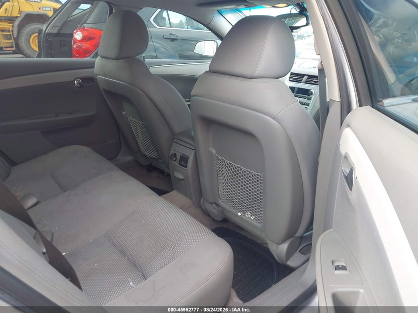 2011 CHEVROLET MALIBU auction photo 8