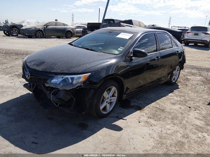 2014 TOYOTA CAMRY auction photo 2