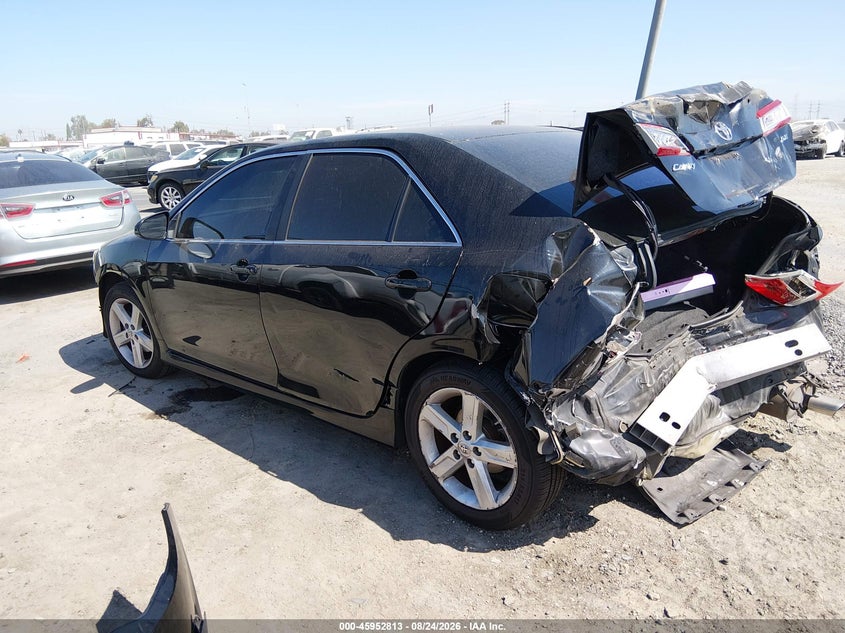 2014 TOYOTA CAMRY auction photo 3