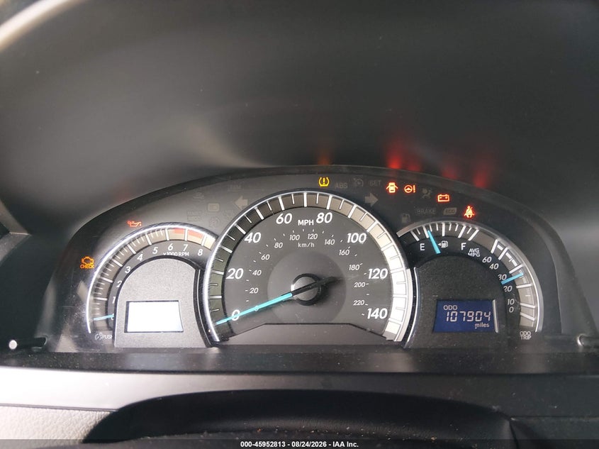 2014 TOYOTA CAMRY auction photo 7