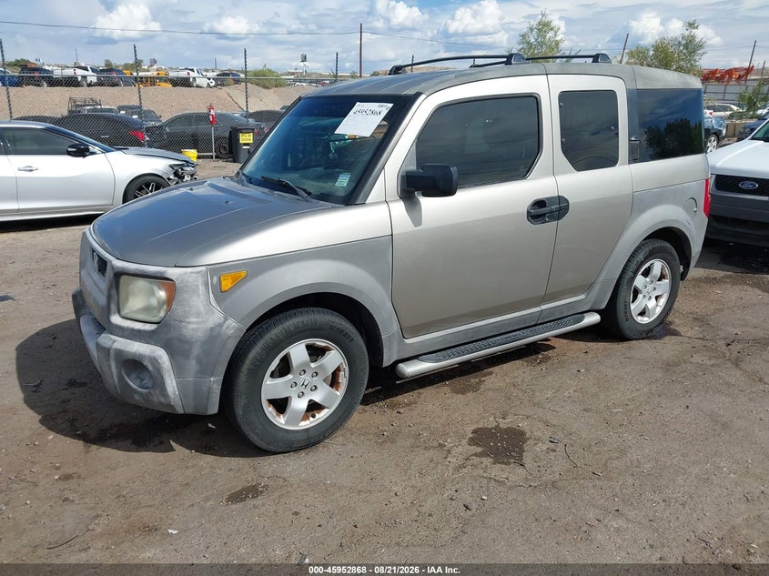 2004 HONDA ELEMENT auction photo 2