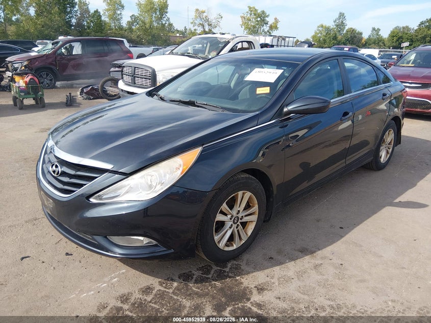 2013 Hyundai Sonata, Front End, IAAI, VIN 5NPEB4AC1DH752086 — photo 2