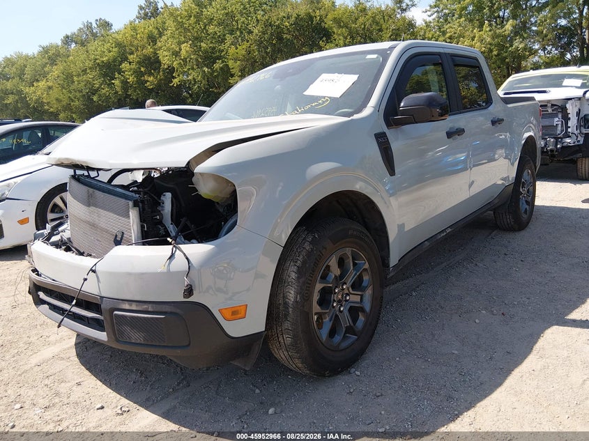 2024 Ford Maverick, Right Front, IAAI, VIN 3FTTW8H31RRA75053 — photo 2