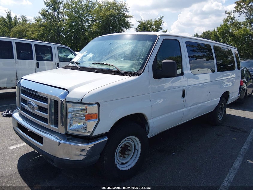 2013 FORD E-350 SUPER DUTY — zdjęcie 2