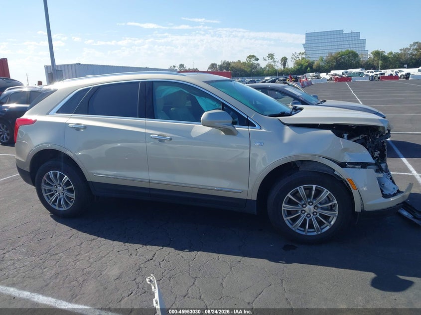 CADILLAC XT5 - zdjęcie 16