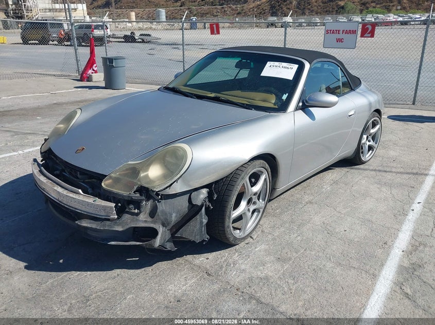 2001 Porsche 911, Front End, IAAI, VIN WP0CA29951S651394 — photo 2