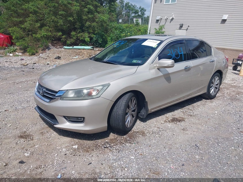 2013 Honda Accord, Right Front, IAAI, VIN 1HGCR2F80DA123066 — photo 2