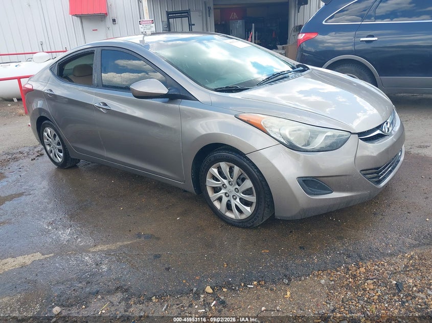 2013 HYUNDAI ELANTRA auction photo 1