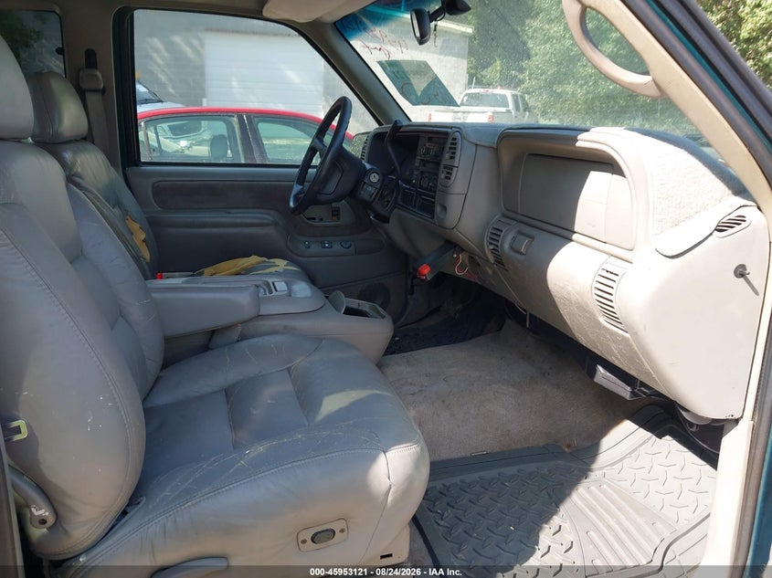 1997 CHEVROLET C1500 auction photo 5