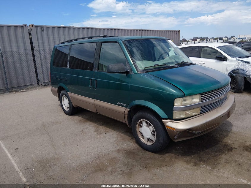 2000 CHEVROLET ASTRO — zdjęcie z aukcji