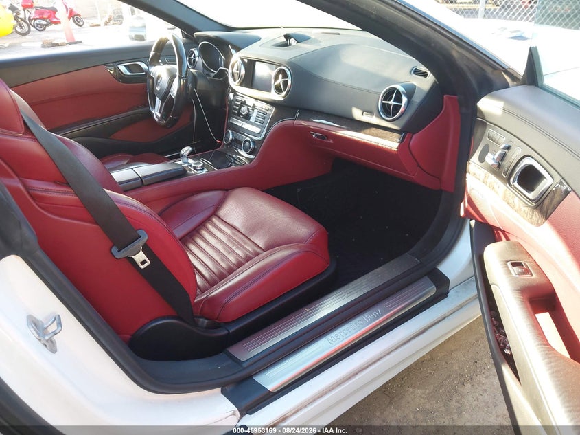 2013 MERCEDES-BENZ SL 550 auction photo 5