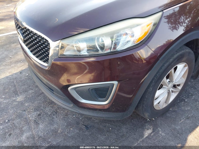 2016 KIA SORENTO auction photo 6
