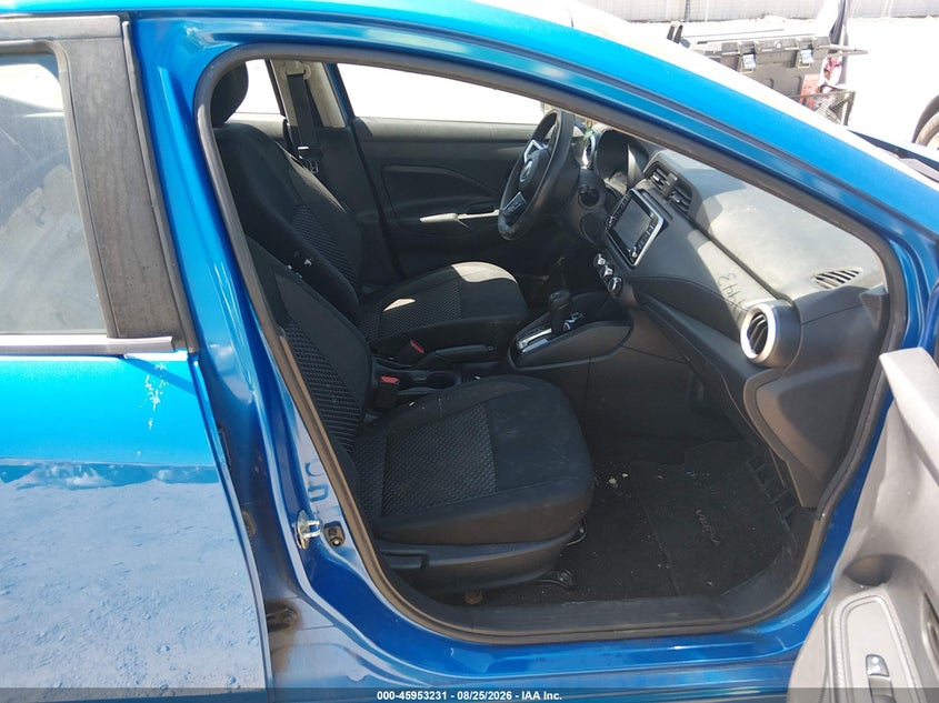 2020 NISSAN VERSA auction photo 5