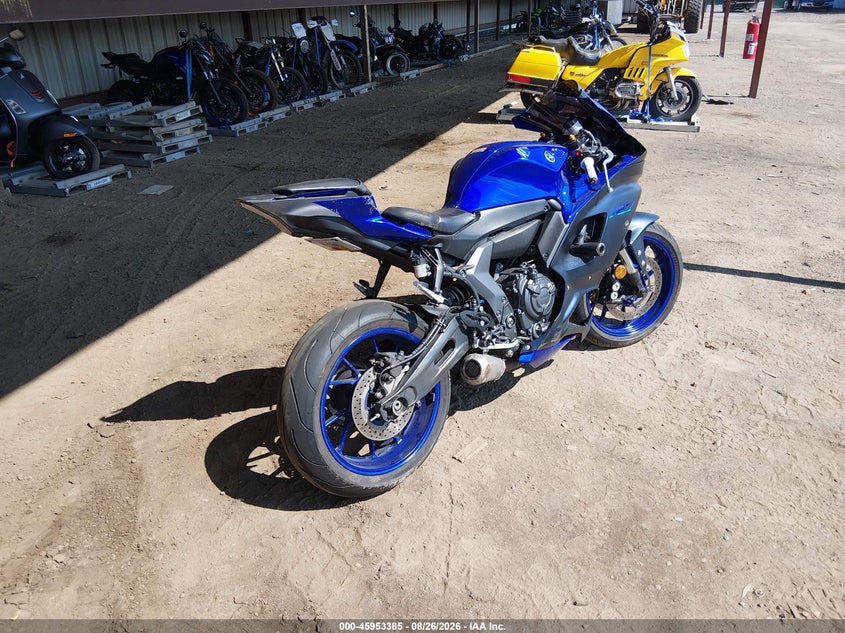 YAMAHA YZFR7 2023