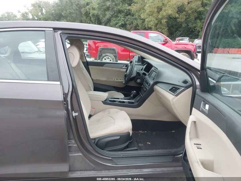 2016 HYUNDAI SONATA auction photo 5