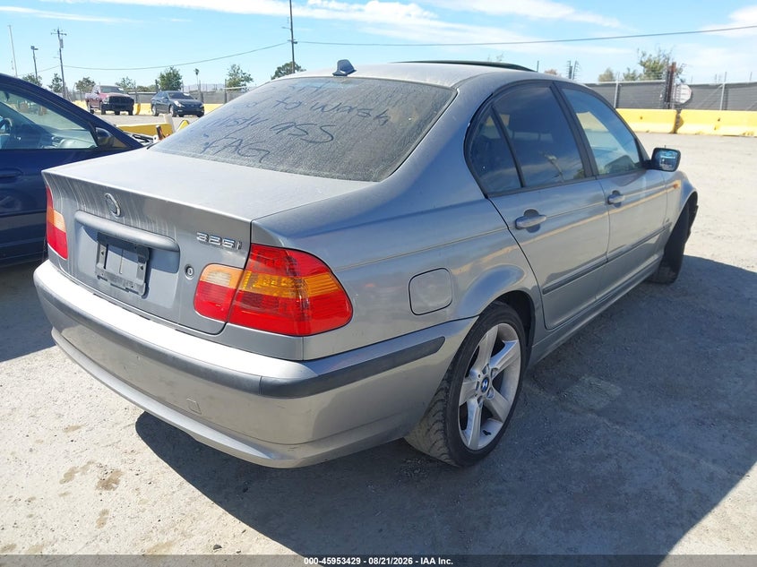2004 BMW 3ER SEDAN 2.5L I-6 DOHC, VVT, PREMIUM , 184HP