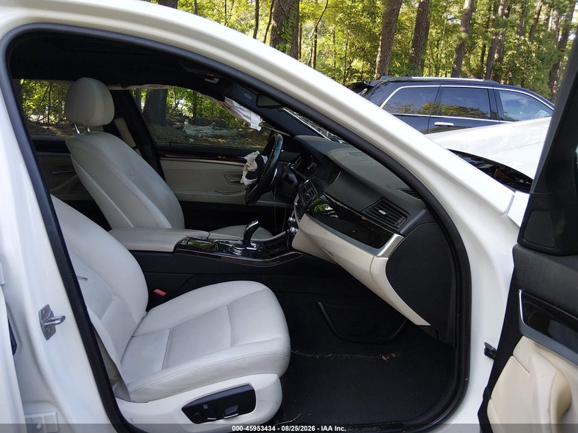 BMW 528I 2016 VIN WBA5A5C50GD529570