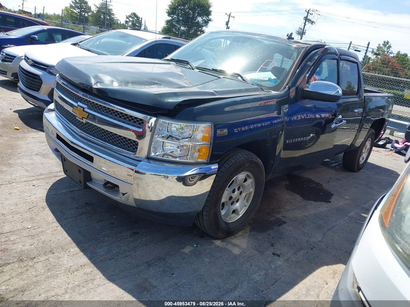 2013 Chevrolet Silverado, Стихія, IAAI, VIN 3GCPKSE75DG184699 — фото 2