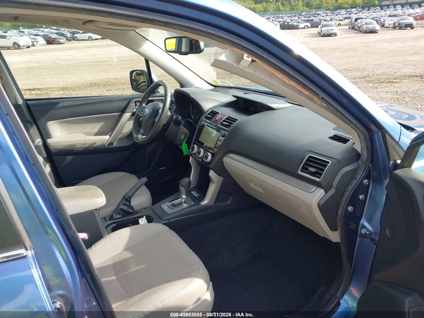 2016 SUBARU FORESTER auction photo 5