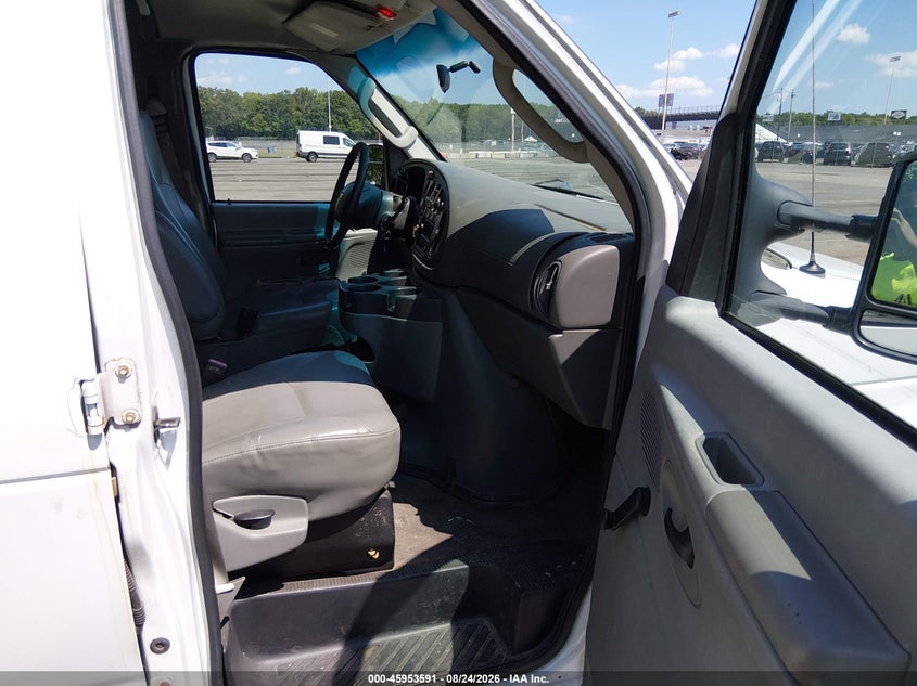 2007 FORD E-250 — zdjęcie 5