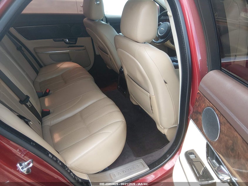 JAGUAR XJ 2011 VIN SAJWA1CB3BLV16950