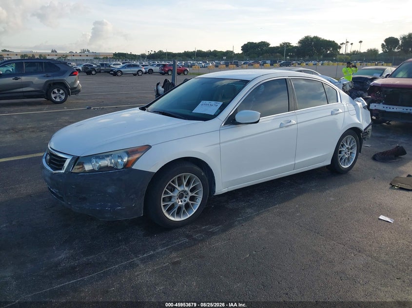 2010 Honda Accord, Удар ззаду, IAAI, VIN 1HGCP2F32AA168614 — фото 2