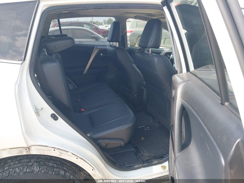 TOYOTA RAV4 - zdjęcie 8