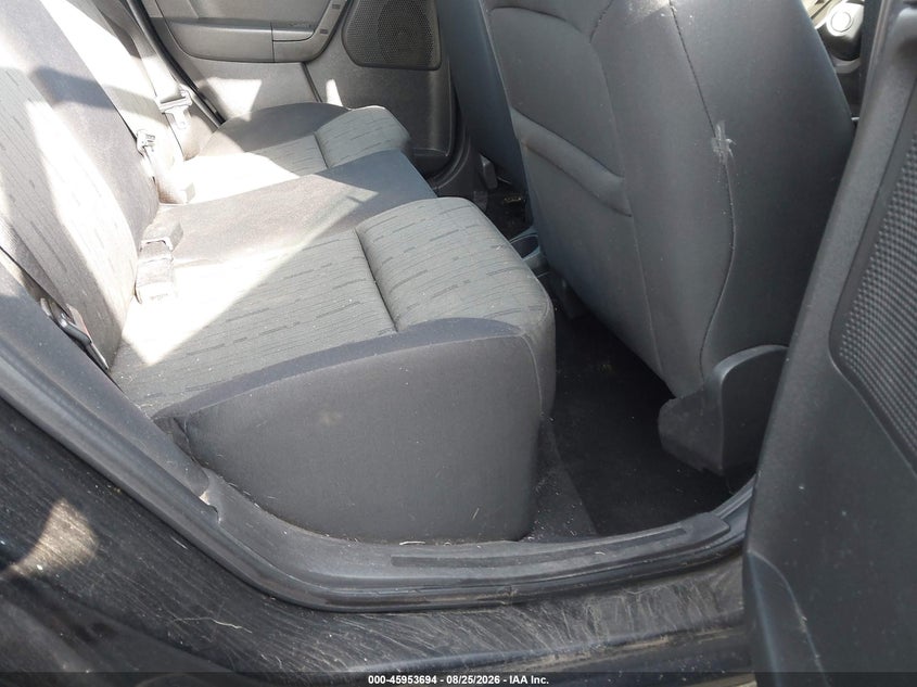 Фото 8 - FORD FOCUS