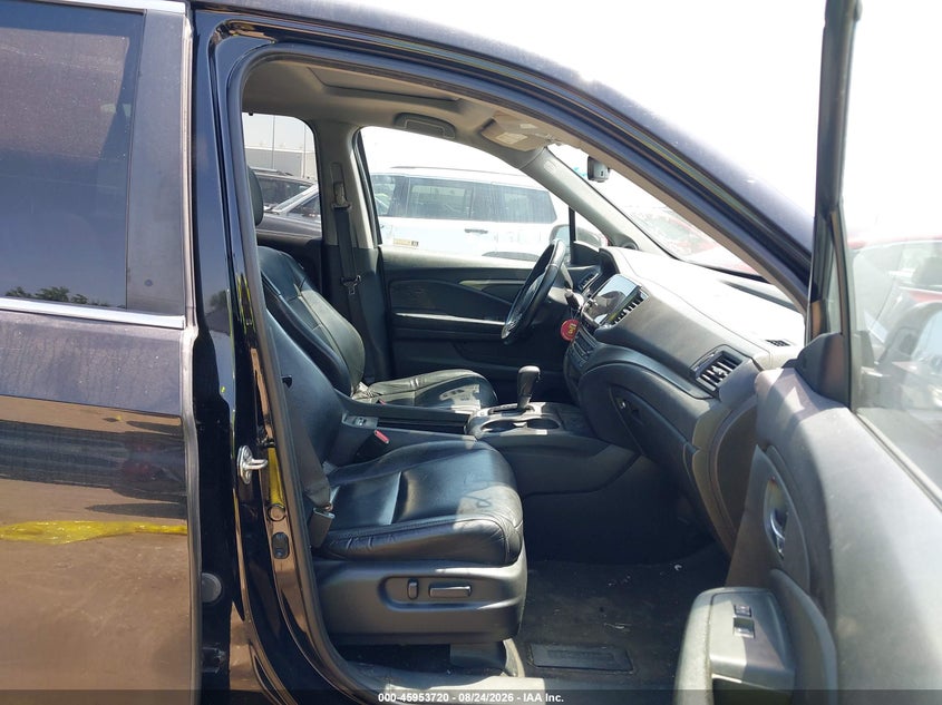 2019 HONDA PILOT auction photo 5