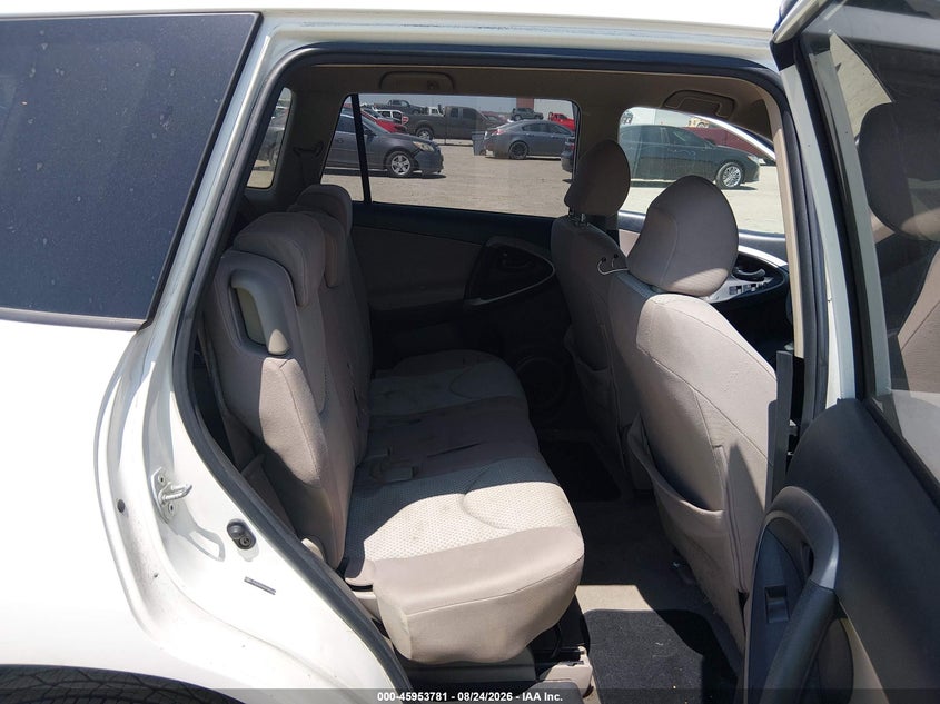 2006 TOYOTA RAV4 auction photo 8