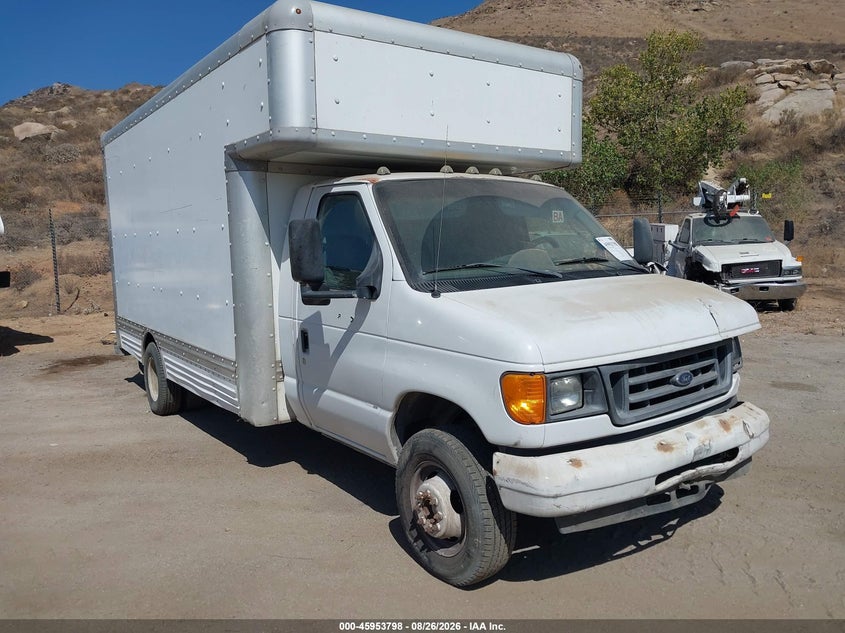 2006 FORD E-450 CUTAWAY — zdjęcie z aukcji