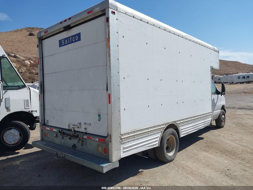 2006 FORD E-450 CUTAWAY — zdjęcie 4