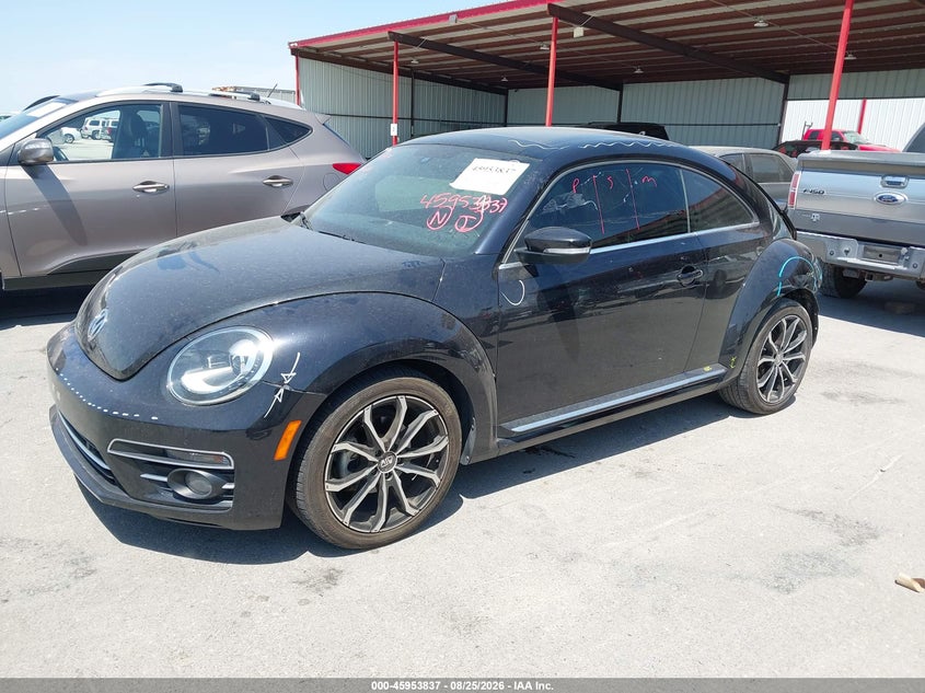 2019 Volkswagen Beetle, Rear, IAAI, VIN 3VWFD7AT6KM705690 — photo 2