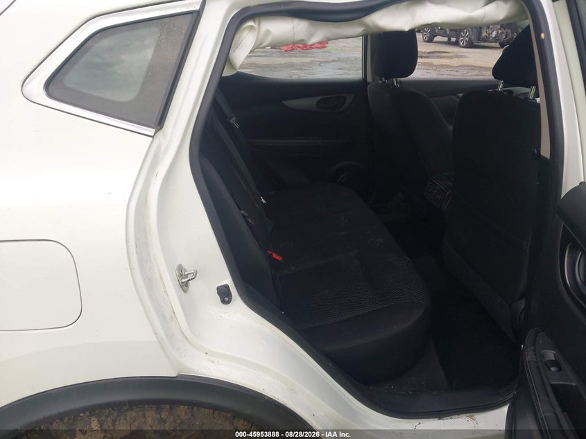 2018 NISSAN ROGUE SPORT auction photo 8