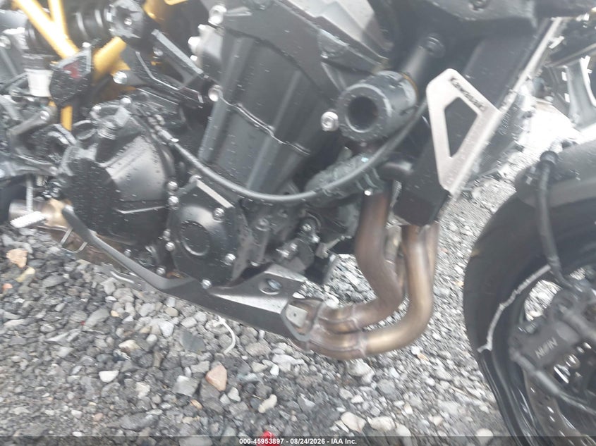 KAWASAKI ZR900 2026