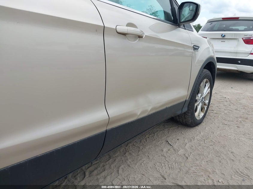 2017 FORD ESCAPE auction photo 6