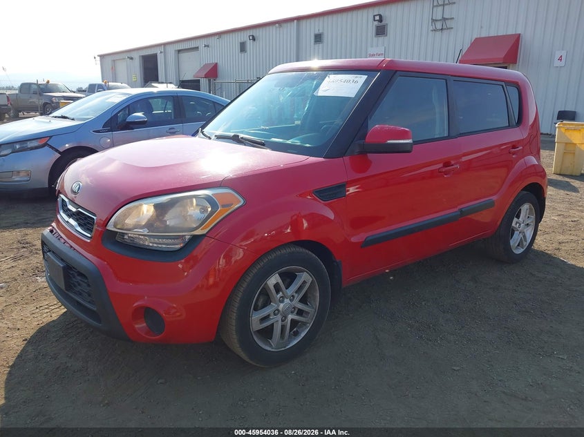 2013 Kia Soul, Right Front, IAAI, VIN KNDJT2A69D7614634 — photo 2