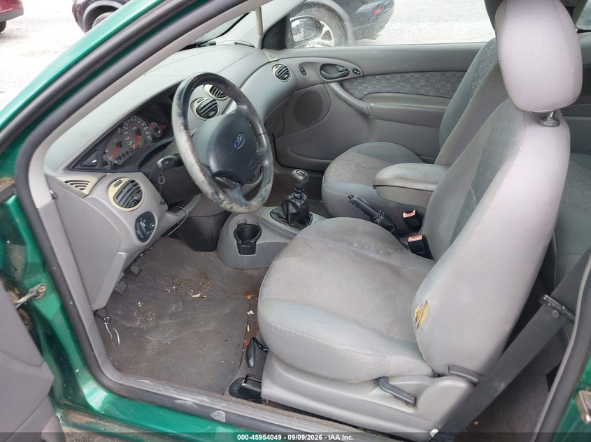 2003 FORD FOCUS auction photo 5