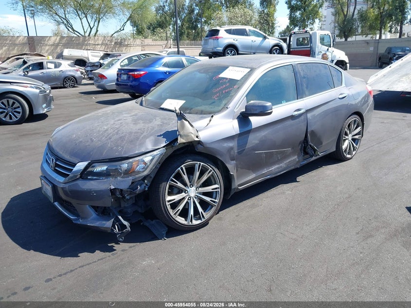 2015 Honda Accord, Левый бок, IAAI, VIN 1HGCR3F88FA019451 — фото 2