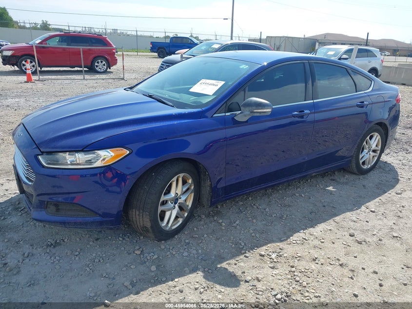 2013 Ford Fusion, Right Front, IAAI, VIN 3FA6P0H77DR212770 — photo 2