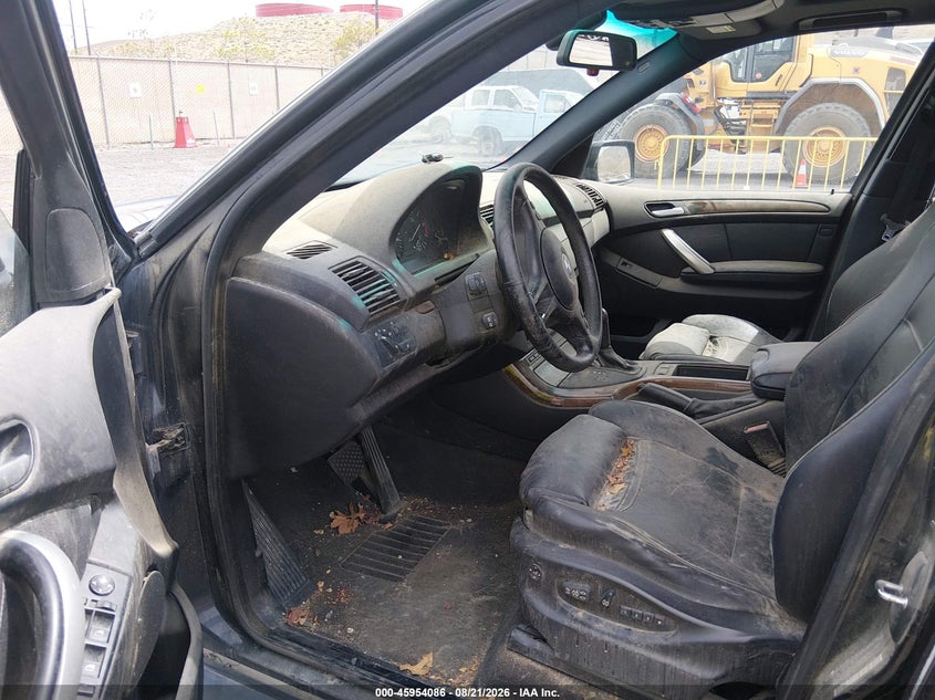 2003 BMW X5 auction photo 5