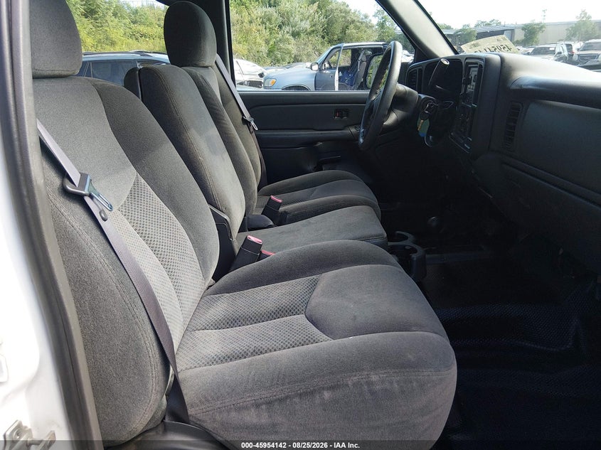 2005 CHEVROLET SILVERADO 3500 auction photo 5