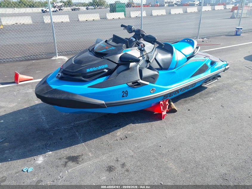 2026 SEADOO RXT auction photo 2