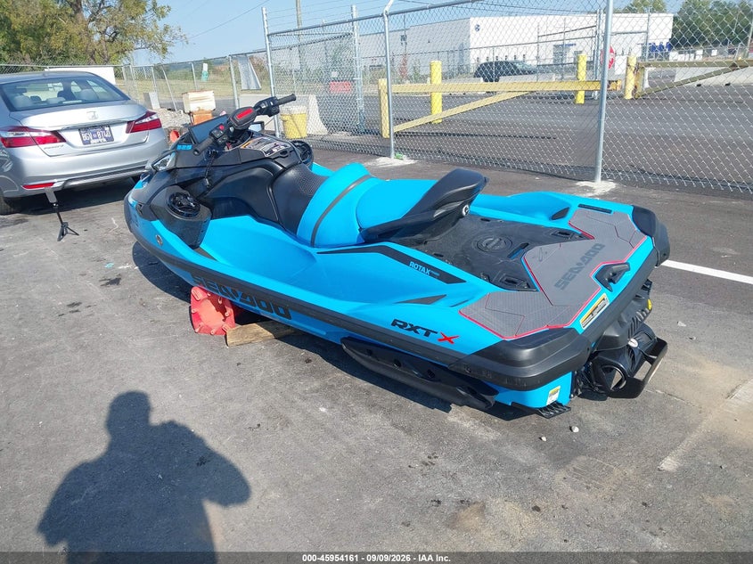 2026 SEADOO RXT auction photo 3