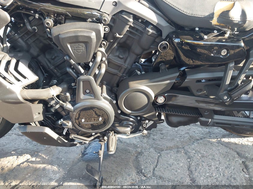 HARLEY-DAVIDSON RH975 2026