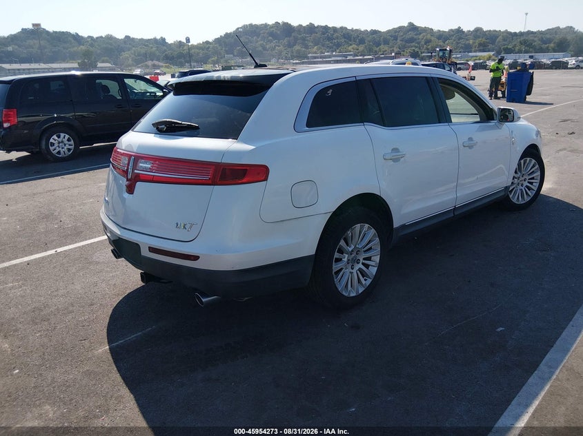 2012 LINCOLN MKT · Фото 4