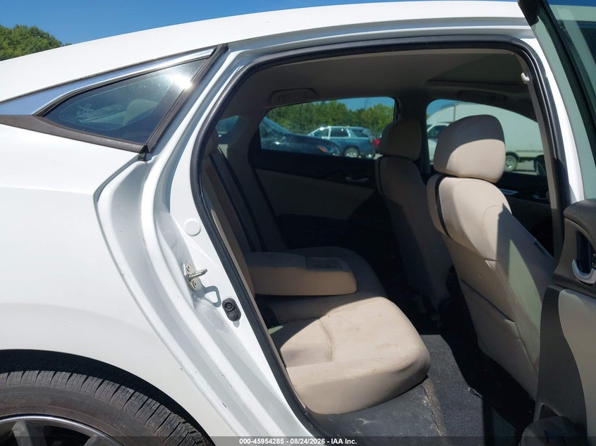 2020 HONDA CIVIC auction photo 8