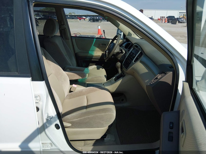 2005 TOYOTA HIGHLANDER auction photo 5